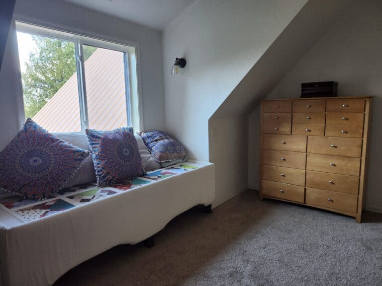 Alder Room
